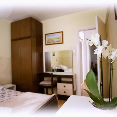 Josipa Apartamento *